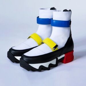iRi VES Multi Primary High Top Sneaker, size 11